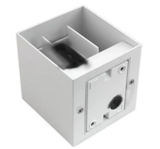 Baltas 6W reguliuojamo kampo LED lauko šviestuvas IP54