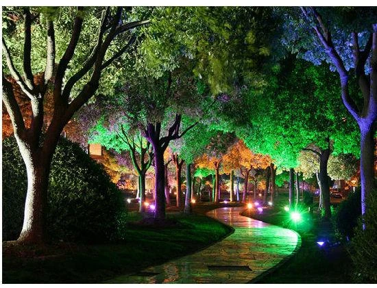 RGB 50W LED lauko prožektorius valdomas RF nuotolinio valdymo pulteliu