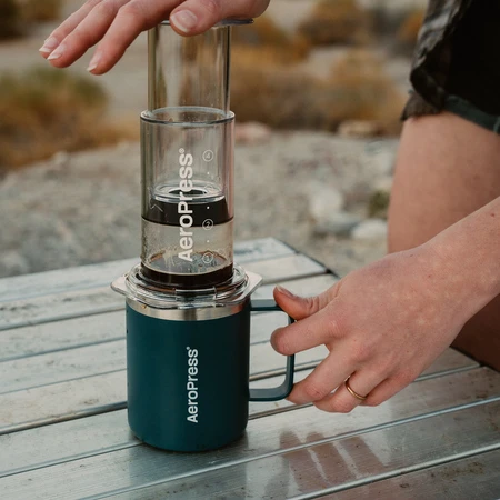„AeroPress“ – kelioninis kavos puodelis, mėlynas, 350 ml