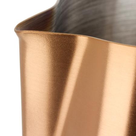 Barista Space - 600 ml varinis pieno ąsotis