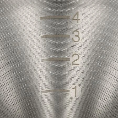 Hario dvigubo tinklelio metalinis lašintuvas V60-02