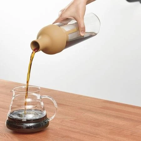 Gertuvė Šaltos kavos buteliukas Hario, 650 ml – Kreminis