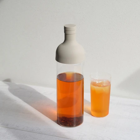 Hario šaltos arbatos buteliukas su filtru Sandy, 750 ml