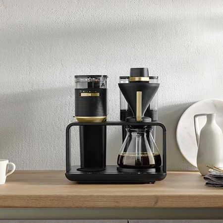 Melitta - EPOS Juodas-Gold - Filtruotas kavos aparatas su integruotu malūnėliu