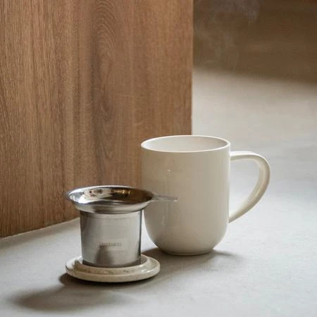 Tea mug with an infuser and lid Loveramics Pro Tea rusvai gelsvas, 300 ml