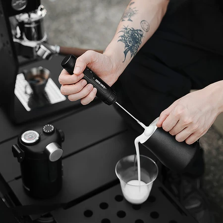 MHW-3BOMBER - Milk frother Magician Juodas