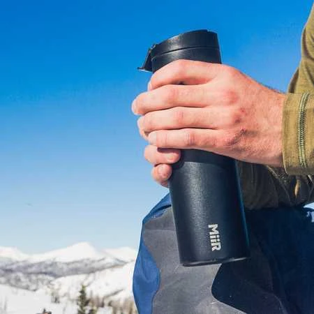 MiiR - Flip Traveler Tumbler Juodas 470ml