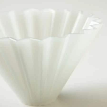 Origami Air S dripper vertikalūs grioveliai iš arti