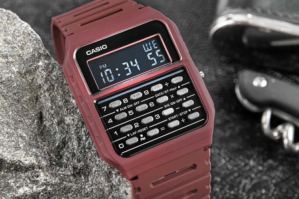 Laikrodis Casio Collection Vintage CASIO VINTAGE CALCULATOR EDGY COLLECTION - Raudonas CA-53-WF-4BDF