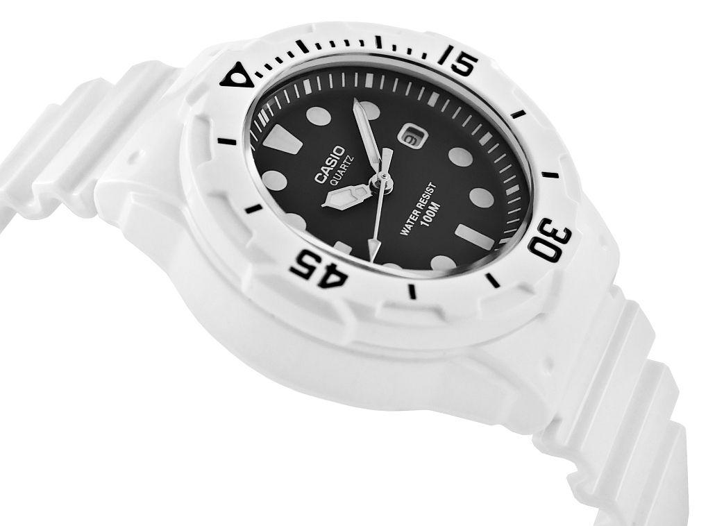 Laikrodis moterims CASIO LRW-200H 1EV (zd557c)