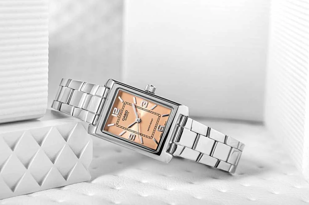 CASIO MOTERIS LAIKRODIS LTP-1234DD-4A + DĖŽĖ