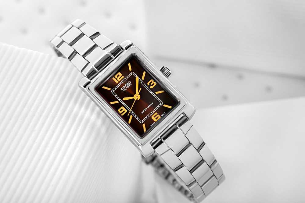 Moteriškas laikrodis CASIO LTP-1234DD-5A + BOX