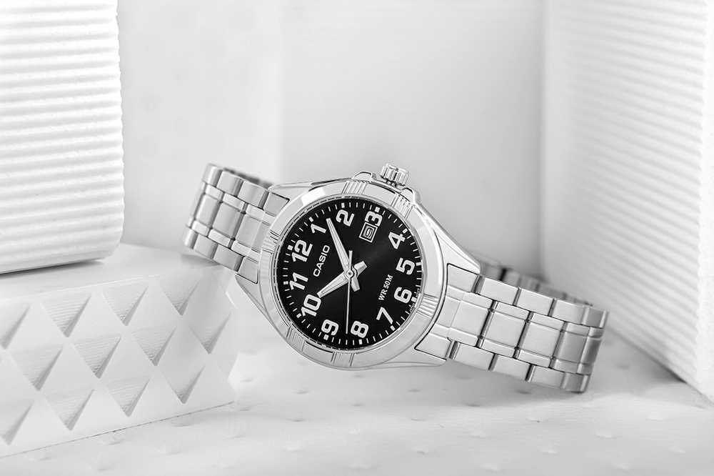 MOTERIŠKAS LAIKRODIS CASIO LTP-1308D-1B (zd605a) + DĖŽĖ