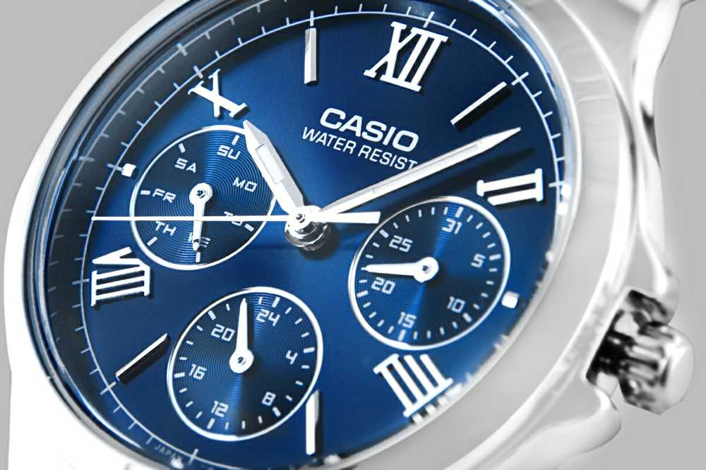 Laikrodis Casio Vintage kolekcija CASIO COLLECTION LADY MULTIFUNCTION - Mėlynas LTP-V300D-2A2UDF