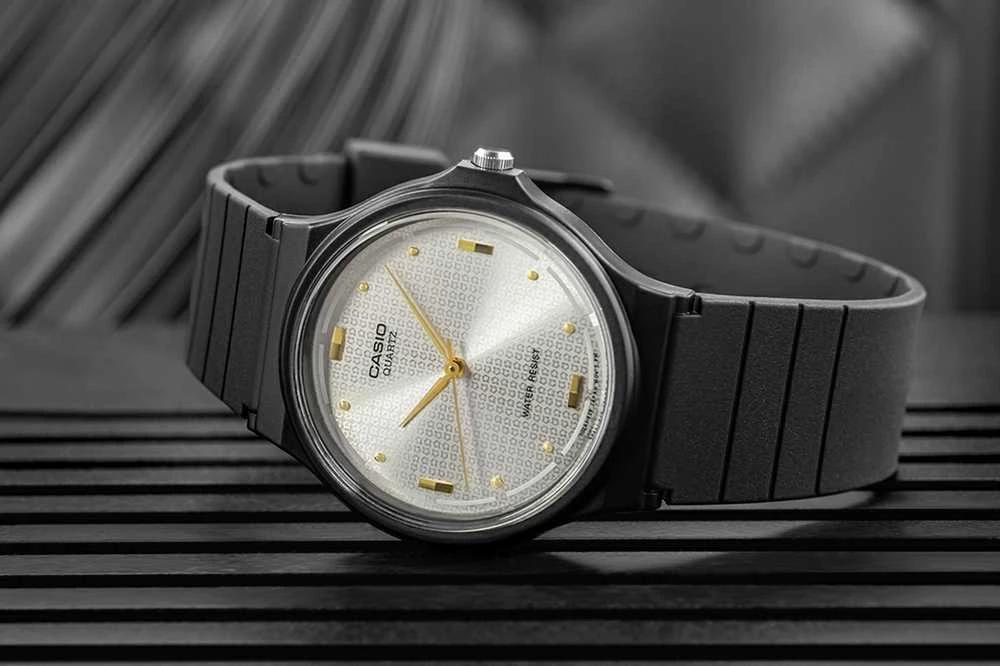Moteriškas laikrodis CASIO MQ-76-7A1LDF + DĖŽUTĖ