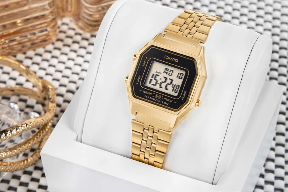 Casio LA680WEGA-1ER rankinis laikrodis Elektroninis Lizdinė Auksas