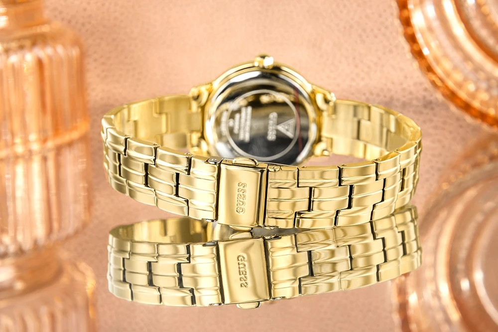 Moteriškas laikrodis „Guess Chelsea W0989L2“ + dėžutė