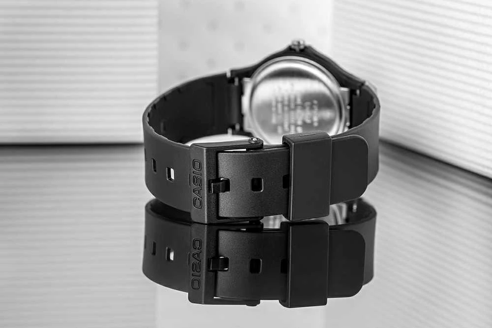 Laikrodis CASIO WOMEN'S WATCH LQ-24B-1BDF + BOX