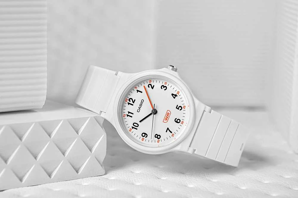 Laikrodis CASIO WOMEN'S WATCH LQ-24B-7BDF + BOX