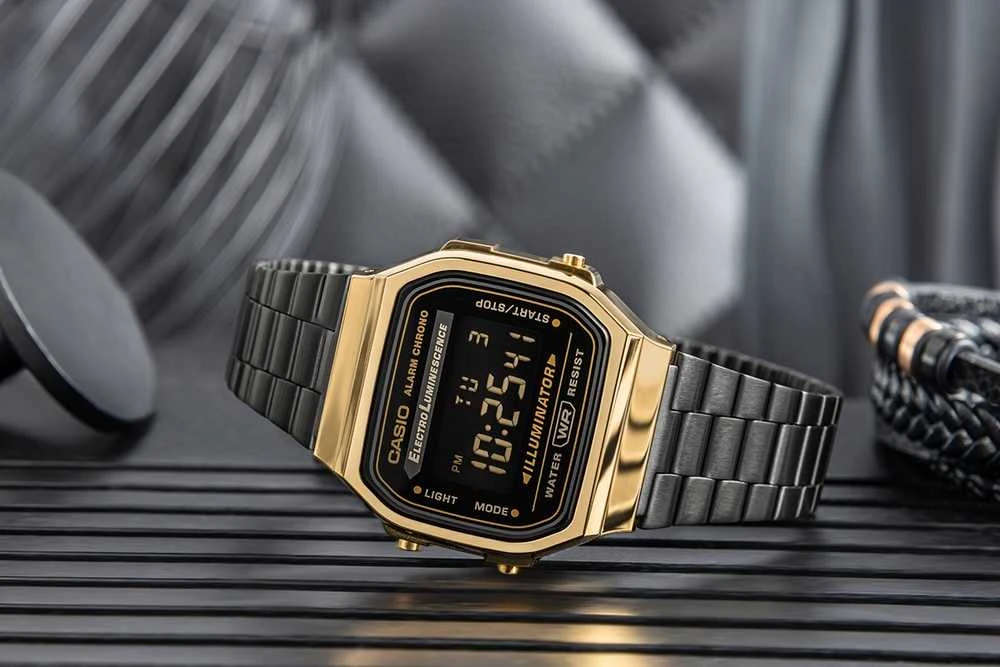 „Casio Vintage A168WEGB-1BEF“