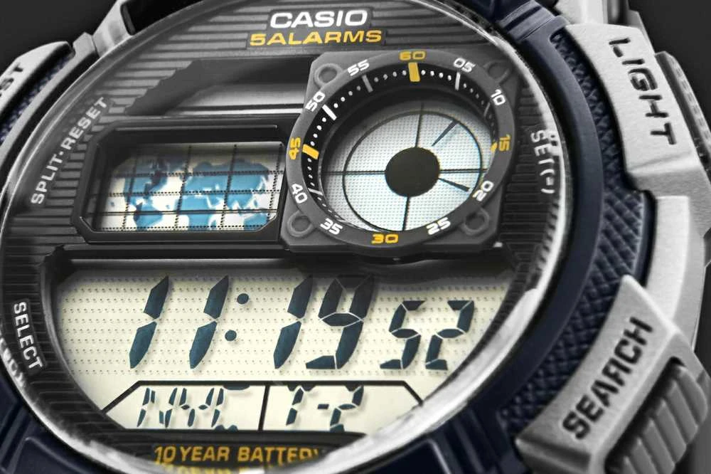 Laikrodis Casio AE-1000W-2AVEF