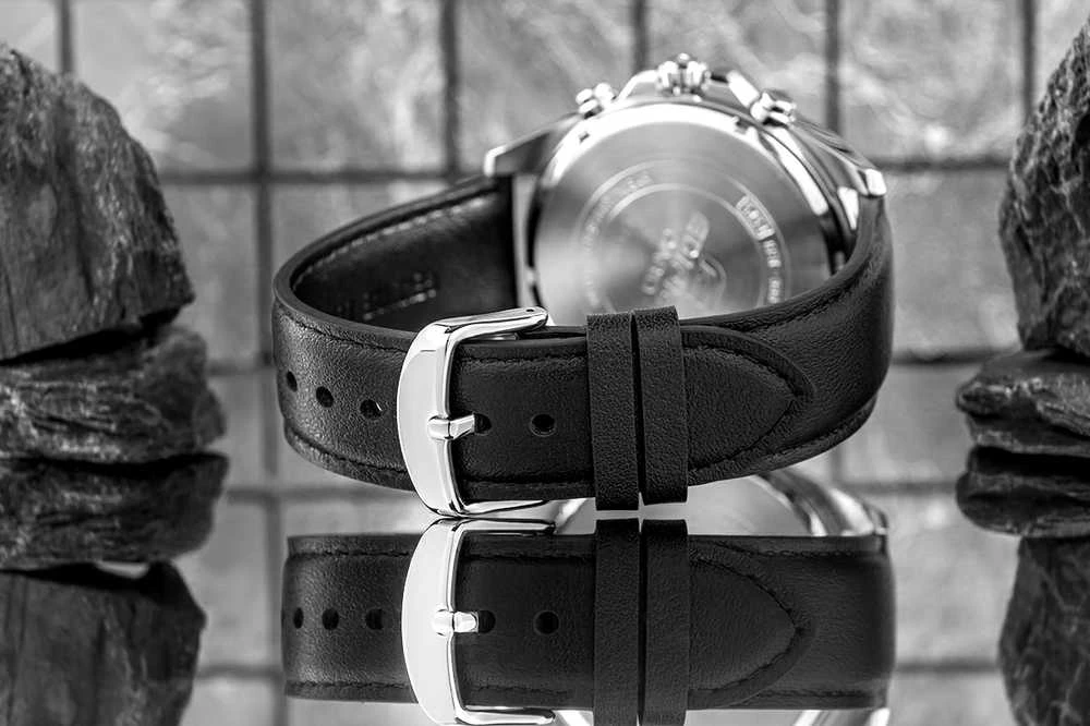 Laikrodis Casio Edifice EFR-556L-1AVUEF