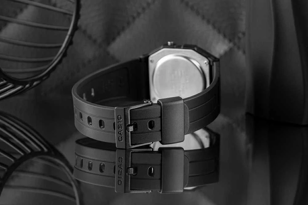 Laikrodis vyrams CASIO F-94WA-8D + dėžutė