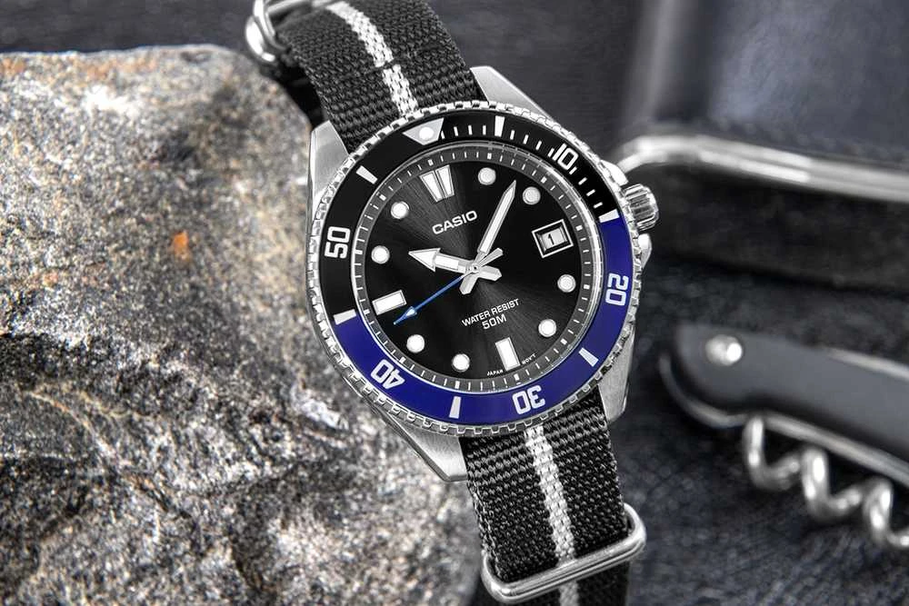 Laikrodis Casio kolekcija MDV-10C-1A2VEF