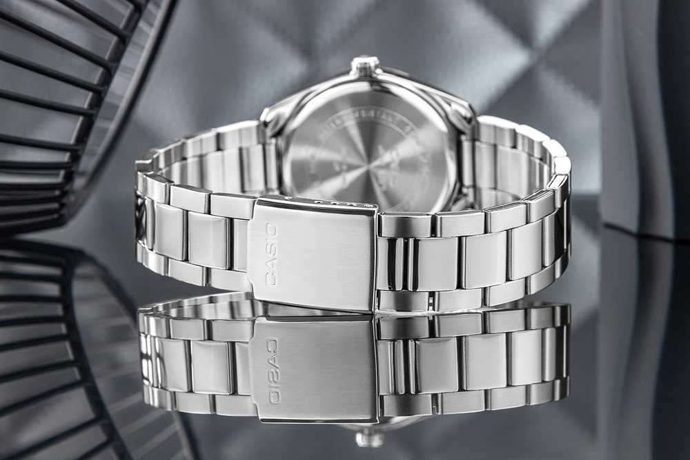 VYRIŠKAS LAIKRODIS CASIO MTP-1302DD-5A (zd072p) + DĖŽĖ