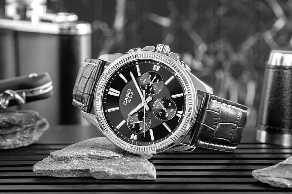 CASIO MTP-1375L 1A VYRIŠKAS LAIKRODIS (zd115b) + DĖŽUTĖ