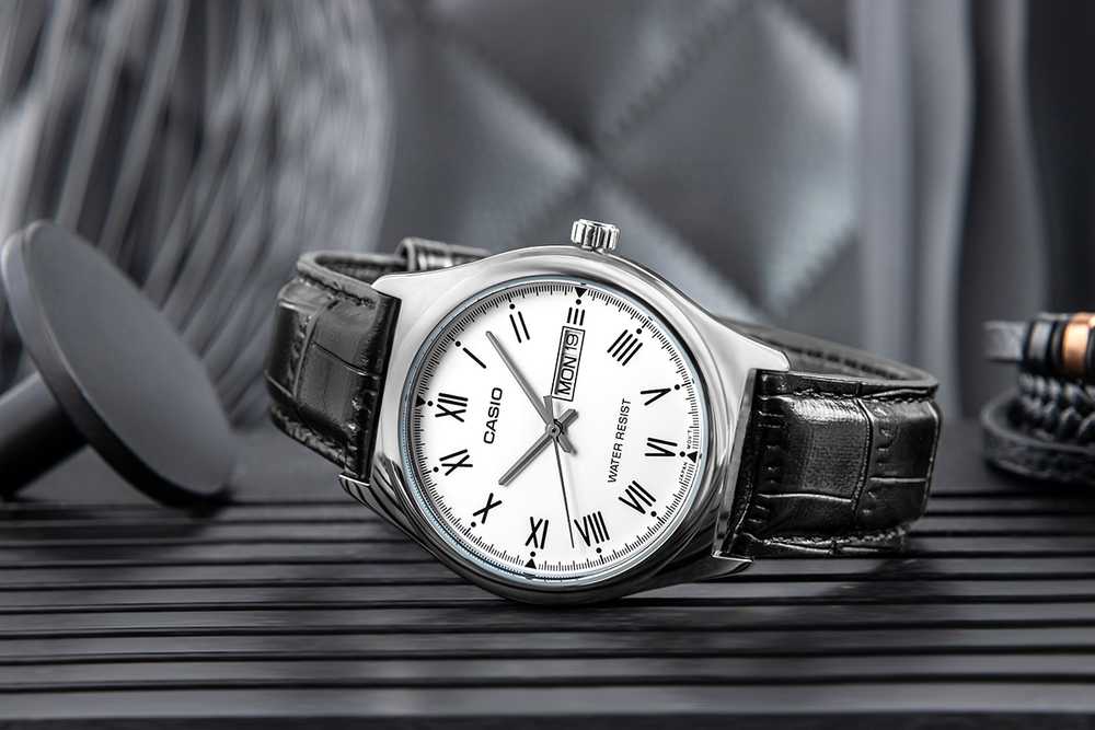 Laikrodis vyrams CASIO MTP-V006L-7B (zd210b) + dėžutė
