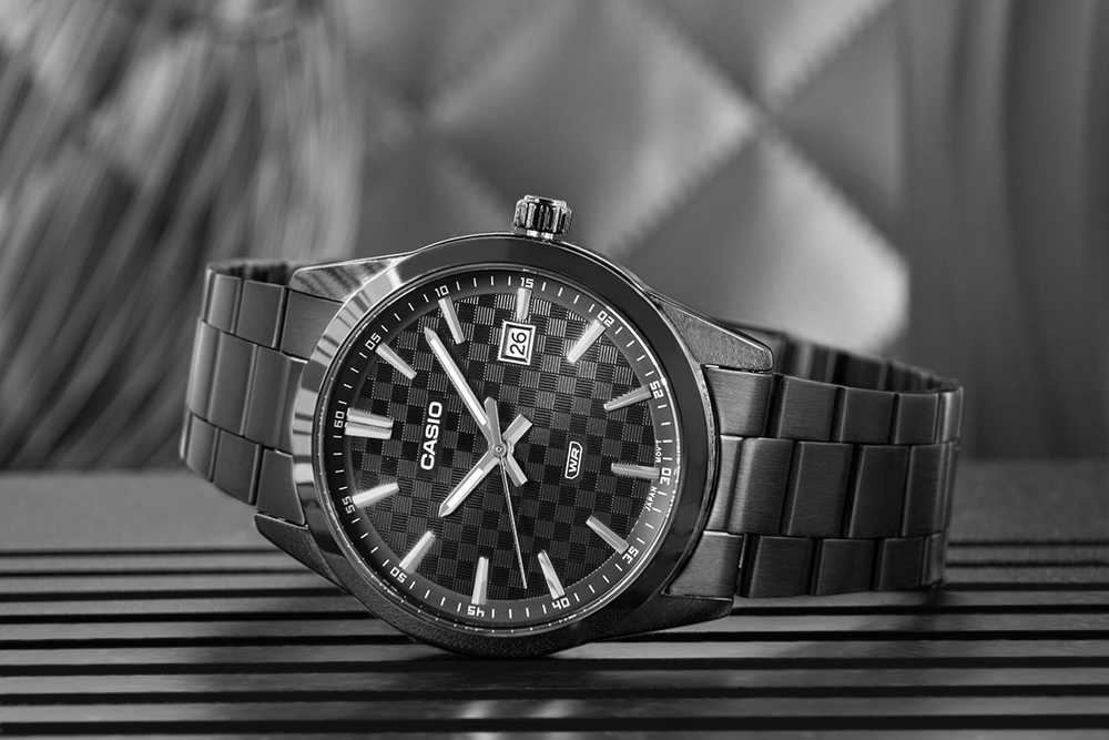 CASIO MTP-VD03B-1A VYRIŠKAS LAIKRODIS + DĖŽUTĖ