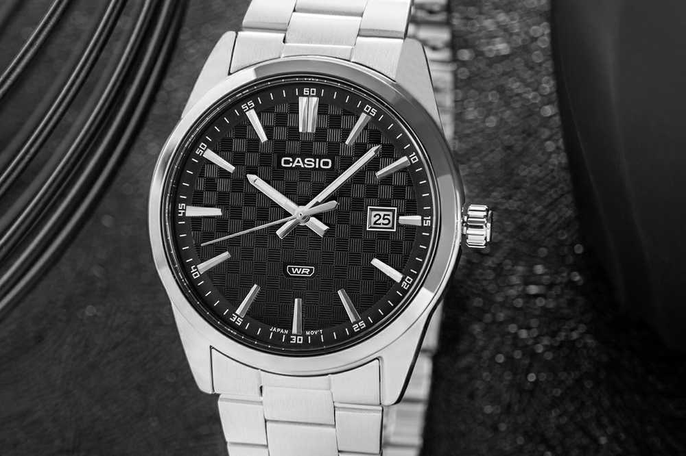 CASIO MTP-VD03D-1A VYRIŠKAS LAIKRODIS + DĖŽUTĖ