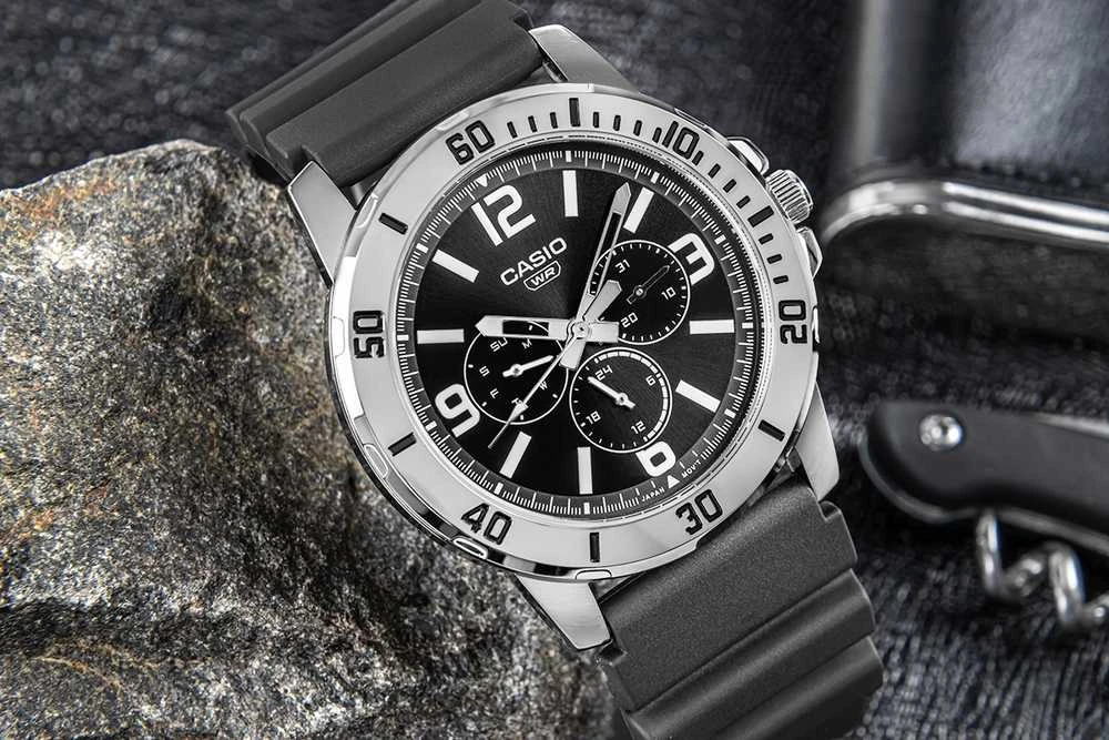 Vyriškas laikrodis CASIO MTP-VD300-1B + BOX