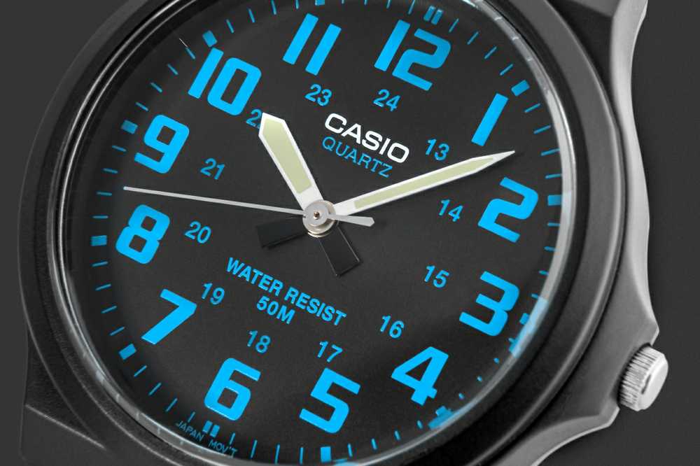 Laikrodis Casio Kolekcija Vintage CASIO COLLECTION SIMPLE - Mėlynas MW-240-2BVDF