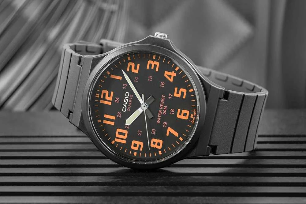 Vyriškas laikrodis CASIO MW-240-4B (zd166f) - KLASYKA