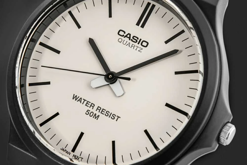 Casio MW-240-7EVEF