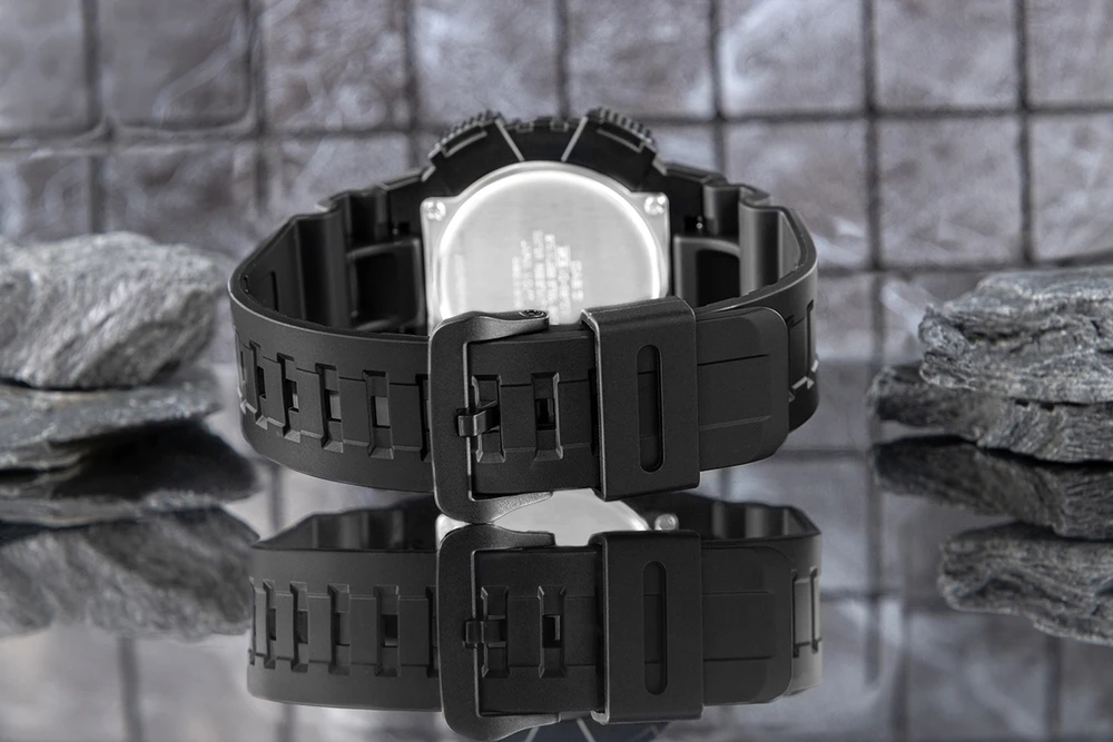 Casio AQ-S810W-1AVEF