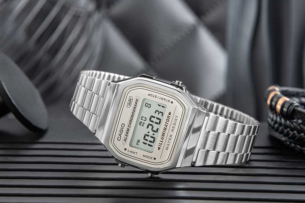 CASIO Retro Vintage UNISEX WATCH A168WA-8A + BOX