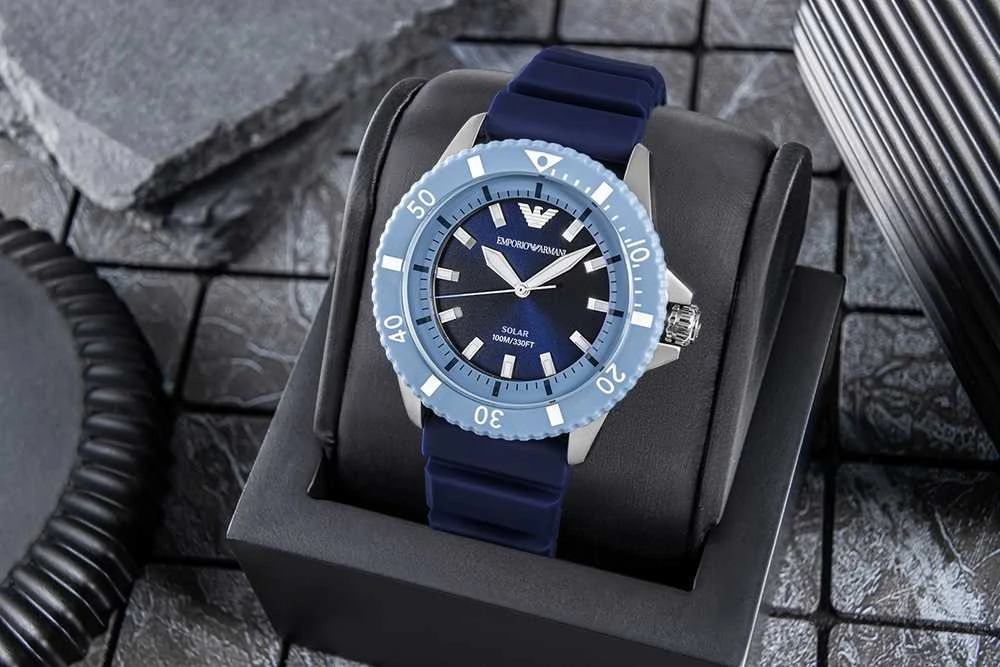 EMPORIO ARMANI World Explorer Solar AR11785 vyriškas laikrodis + DĖŽUTĖ