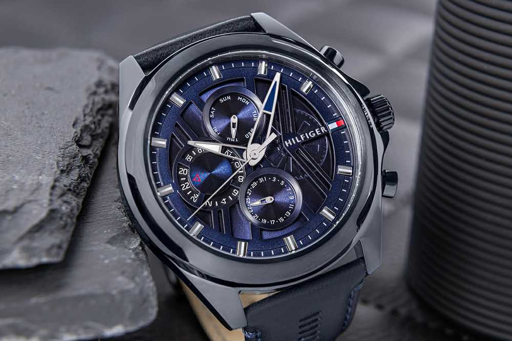 Laikrodis TOMMY HILFIGER 1710655. Kvarcas, Spalva mėlyna. Žmogus.
