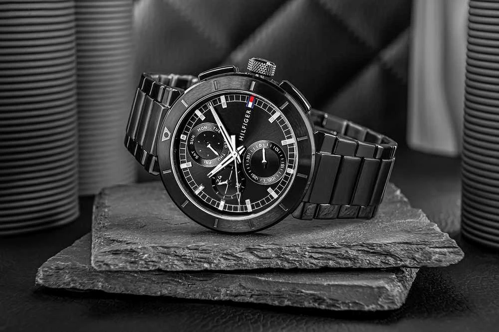 Laikrodis TOMMY HILFIGER 1792119. Kvarcas, Juoda Spalva. Vyriški.