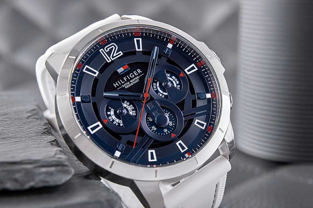 Laikrodis TOMMY HILFIGER 1792148. Kvarcas, Spalva mėlyna. Žmogus.