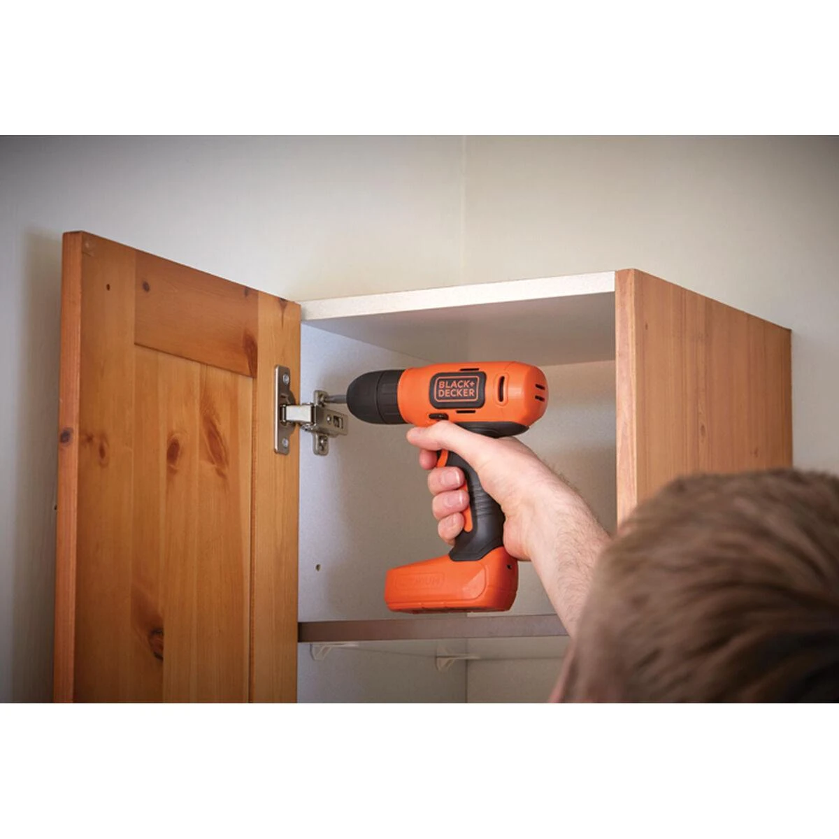 Black & Decker Juodas & Decker wiertarko-wkrętarka akumuliatorinė 7,2V, Juodas & Decker [BDCD8-QW] 1,5Ah, Li-Ion