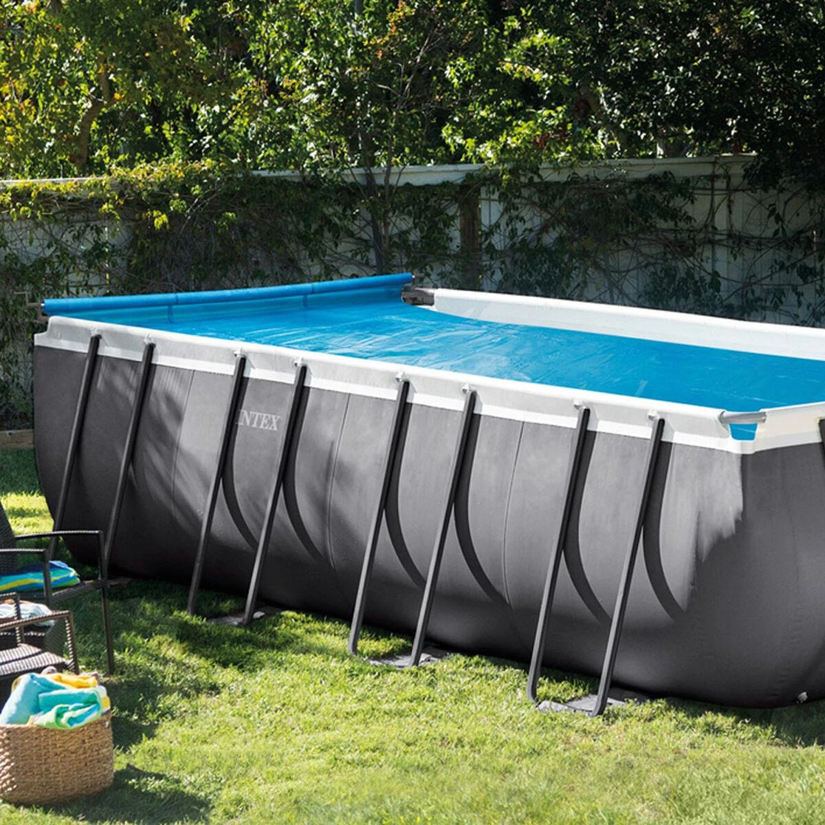Intex Saulės plėvelės vyniotuvas karkasiniams baseinams 274-488 cm, lengvai surenkamas, patvari konstrukcija, baseino priedas, saulės dangos vyniotuvas, baseino priežiūros įrankis