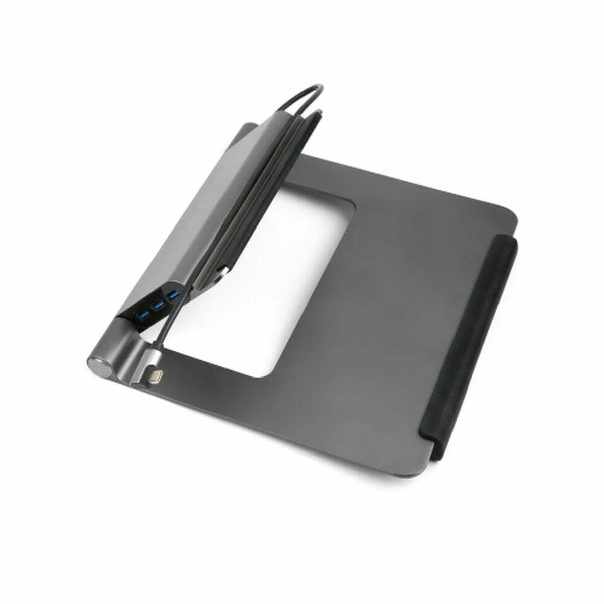 Acer | Stovas su 5 viename prijungimo jungtimi | 270 x 45 x 300 mm | Sidabrinis