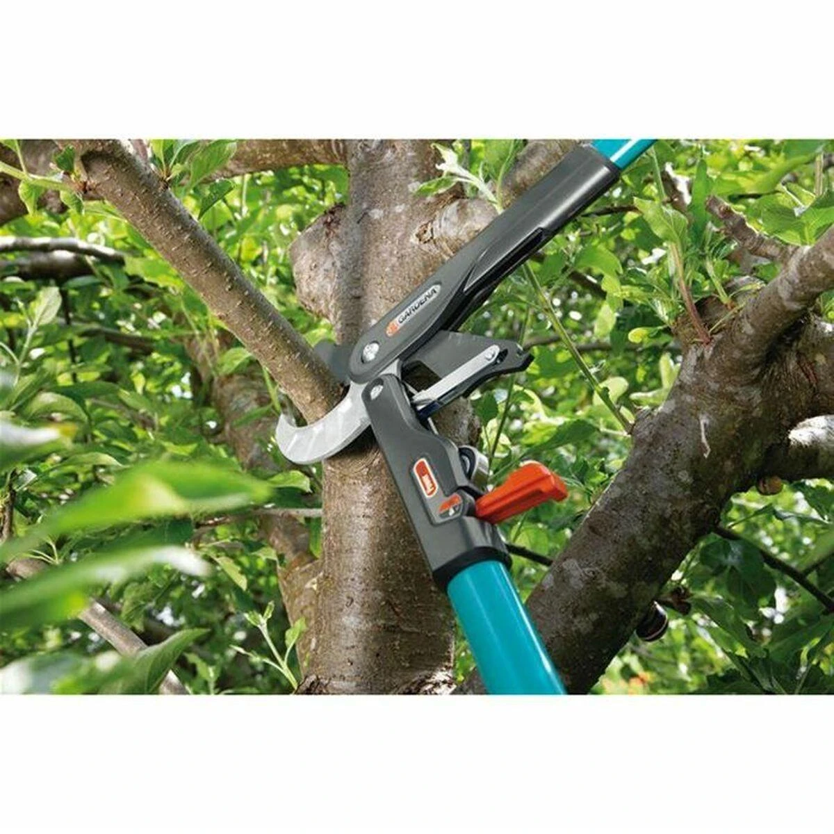 Gardena "Comfort" terkšlinės genėjimo žirklės "SmartCut"