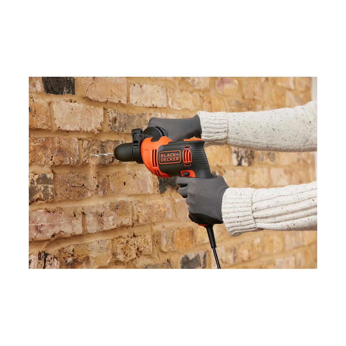 Black & Decker Gręžtuvas 710 W smūginis gręžtuvas, 1 greitis