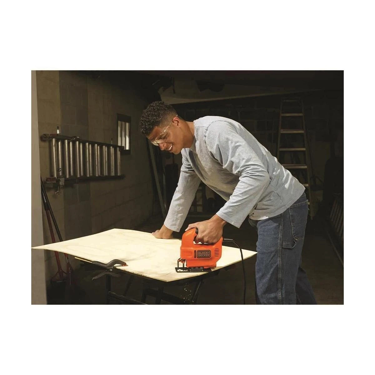 Black & Decker Juodas & Decker Siaurapjūklis KS501EK 65 mm 400W, Juodas & Decker