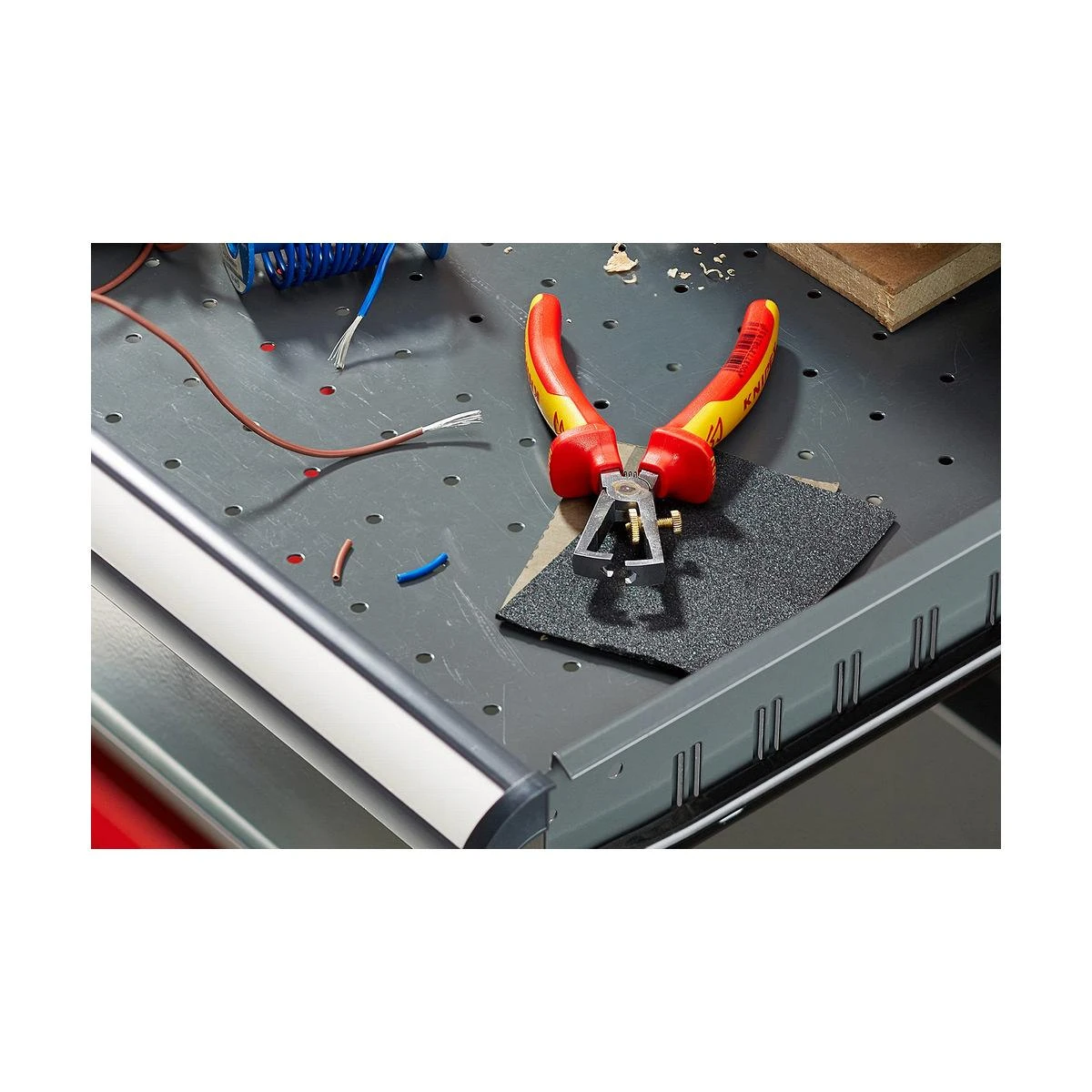 Laidų nuizoliavimo replės KNIPEX 1106160